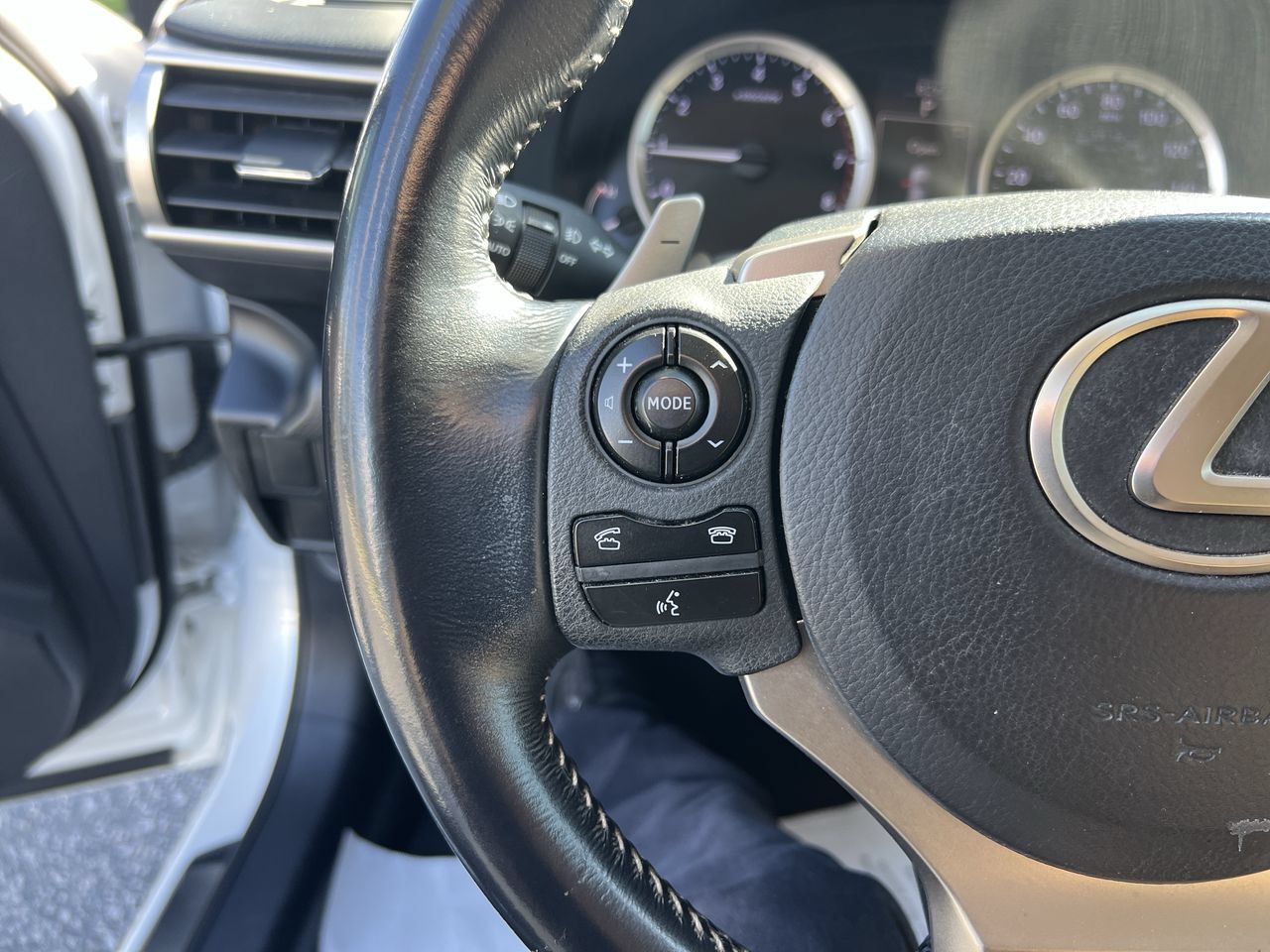 Used 2016 Lexus IS 200t RWD image 19
