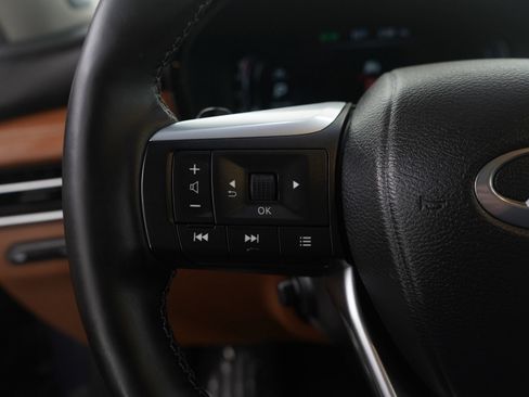 Used 2023 INFINITI QX60 Sensory AWD/4WD image 19