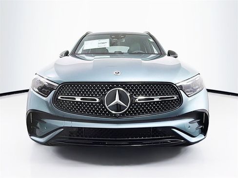 New 2026 Mercedes-Benz GLC 300 4MATIC image 2