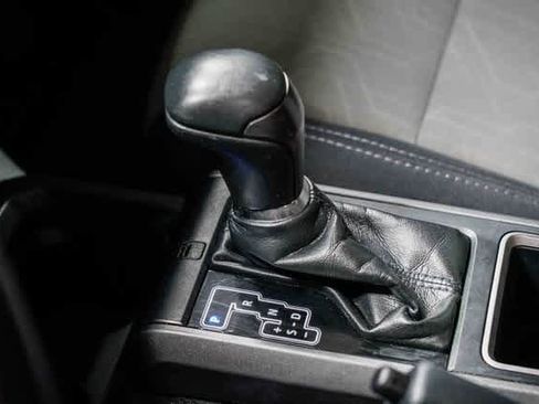 Certified 2020 Toyota Tacoma TRD Sport w/ Technology Package image 21