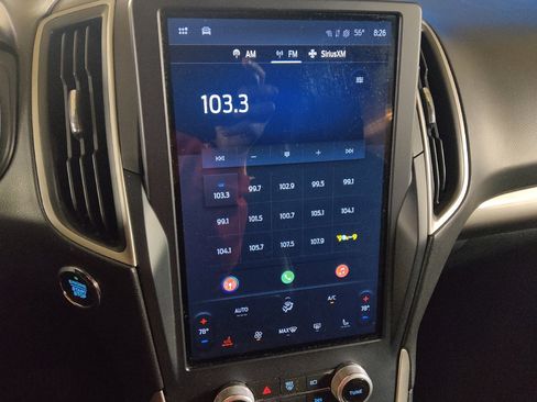 Used 2023 Ford Edge SEL image 25