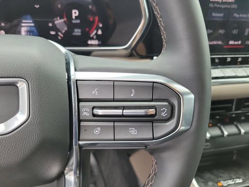 Used 2026 GMC Canyon Denali AWD/4WD image 28