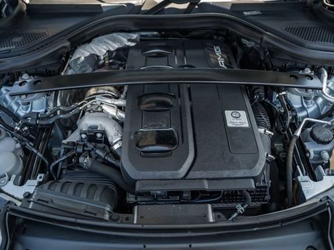 Used 2024 Mercedes-Benz GLC 43 AMG 4MATIC image 18