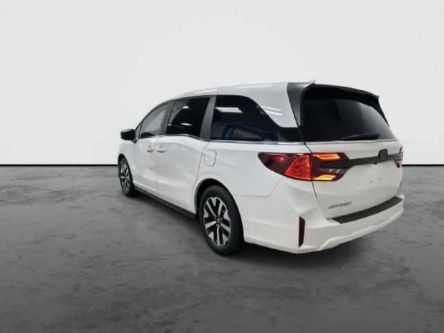Certified 2025 Honda Odyssey EX-L image 2