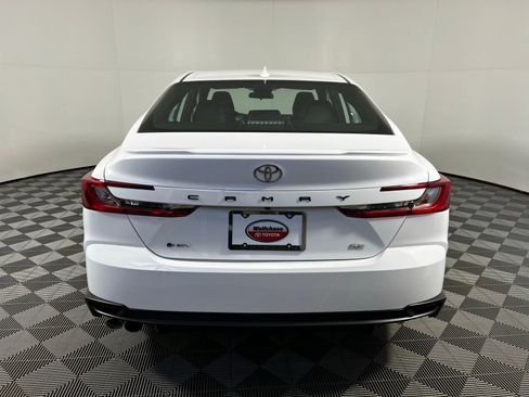Certified 2025 Toyota Camry SE image 6