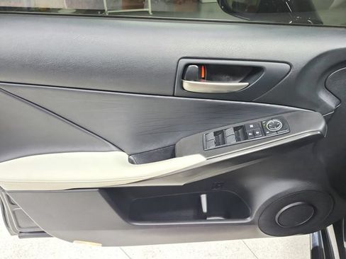 Used 2022 Lexus IS 350 F Sport w/ Accessory Package RWD image 34
