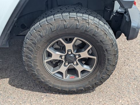 Used 2018 Jeep Wrangler Unlimited Rubicon image 7