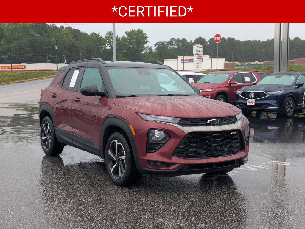 Used 2023 Chevrolet TrailBlazer RS w/ Convenience Package AWD/4WD image 2