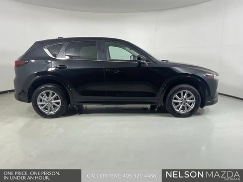 Certified 2025 MAZDA CX-5 AWD 2.5 S w/ Preferred Package image 5