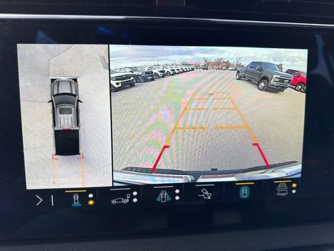 Used 2023 GMC Sierra 1500 AT4 w/ Technology Package image 25