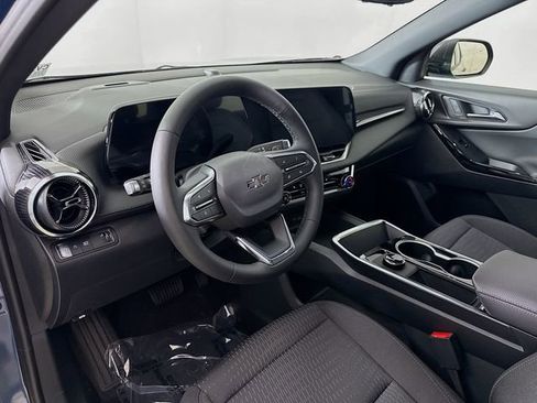 New 2026 Chevrolet Equinox LT w/ Midnight Edition FWD image 11