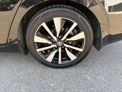 Used 2021 Nissan Sentra SV w/ SV Premium Package image 31