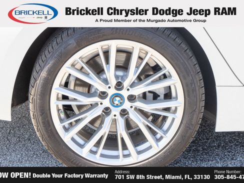 Used 2023 BMW 330e w/ Driving Assistance Package RWD image 41