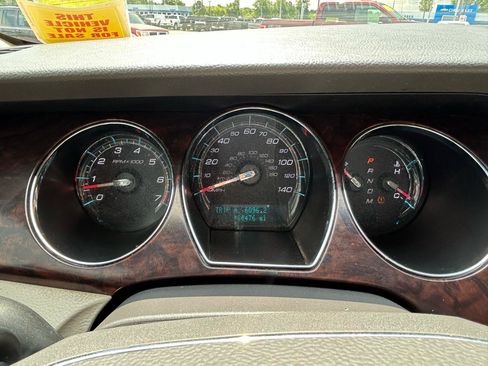 Used 2011 Ford Taurus SEL FWD image 20