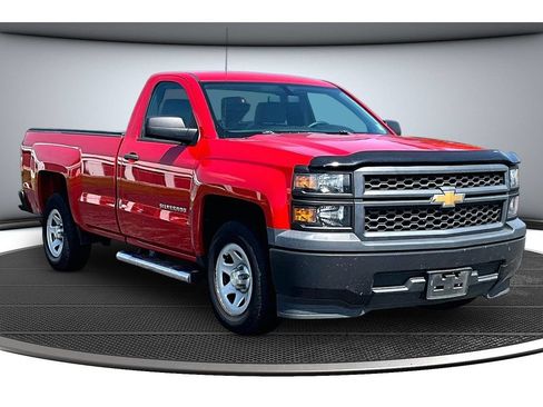 Used 2014 Chevrolet Silverado 1500 W/T RWD image 2