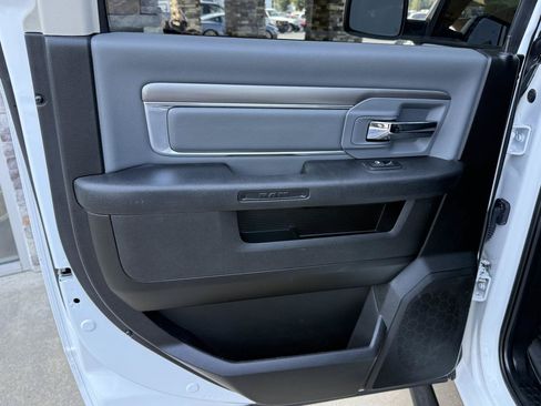 Used 2022 RAM 1500 Classic SLT RWD image 11