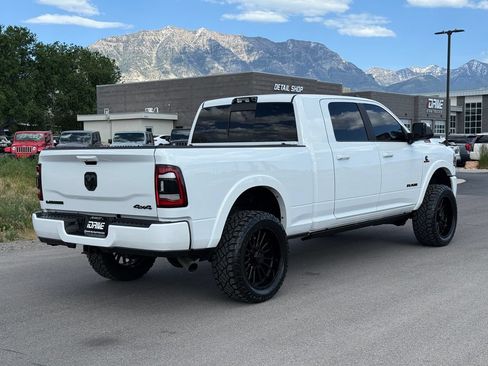Used 2022 RAM 2500 Laramie AWD/4WD image 9