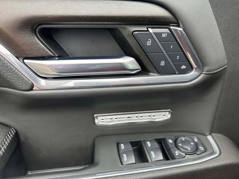 Used 2024 GMC Sierra 1500 Denali w/ Technology Package image 20
