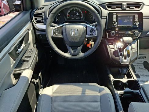 Used 2017 Honda CR-V LX image 11