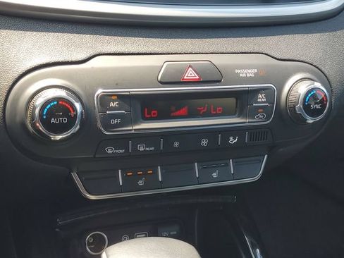 Used 2019 Kia Sorento EX AWD/4WD image 29