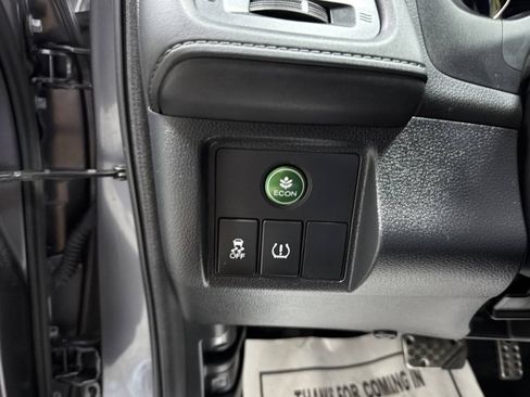 Used 2019 Honda HR-V Sport image 14