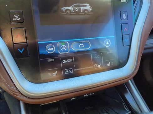 Used 2021 Subaru Outback Touring image 12