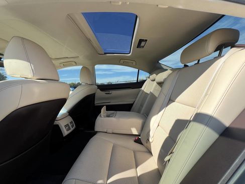 Used 2017 Lexus ES 350 image 25