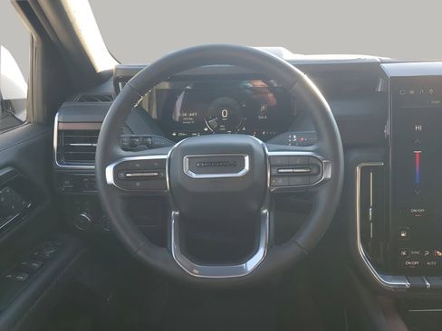 Used 2025 GMC Yukon Denali image 24