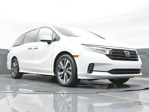 Used 2023 Honda Odyssey Touring image 23
