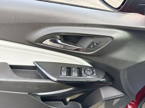 Certified 2025 Chevrolet Trax LT image 13