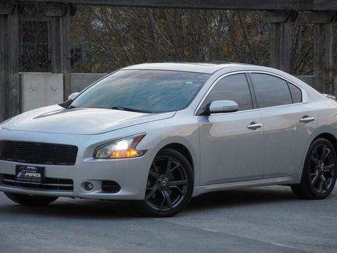 Used 2014 Nissan Maxima 3.5 SV w/ Sport Package image 3