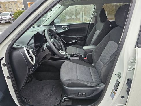 Used 2021 Kia Soul S image 19