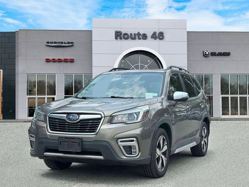 Used 2020 Subaru Forester Touring AWD/4WD image 2