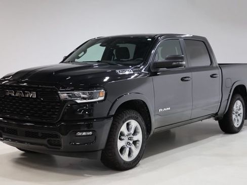 Used 2026 RAM 1500 Big Horn AWD/4WD image 3