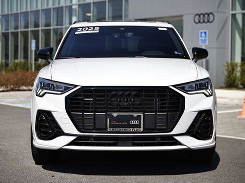Certified 2025 Audi Q3 2.0T Premium Plus image 13