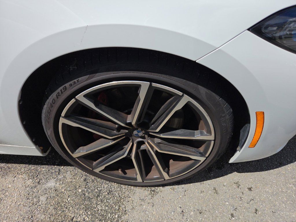 Used 2023 BMW 430i xDrive Convertible w/ M Sport Package AWD/4WD image 3