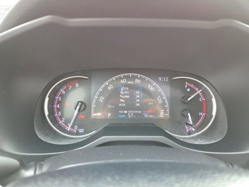 Used 2019 Toyota RAV4 Limited image 24