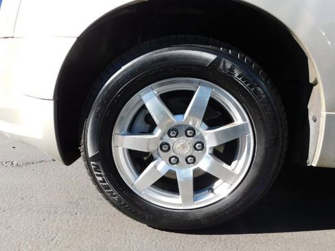 Used 2007 Cadillac SRX w/ Utility Package image 8