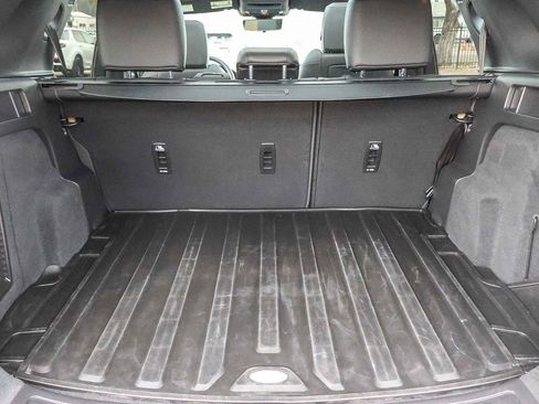 Used 2024 Land Rover Discovery Sport Dynamic SE image 28