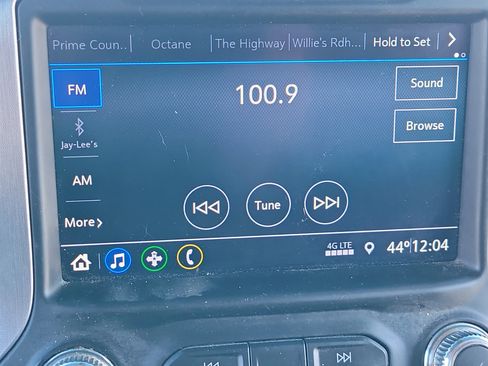 Used 2022 GMC Sierra 2500 SLE w/ SLE Value Package; image 25