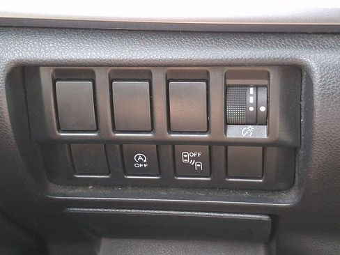 Used 2019 Subaru Forester Premium AWD/4WD image 24