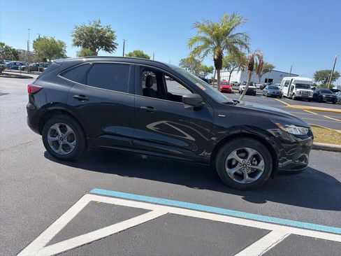 Used 2024 Ford Escape ST-Line w/ Tech Pack #1 AWD/4WD image 2