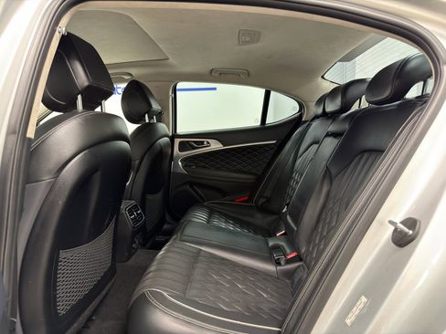 Used 2019 Genesis G70 2.0T Advanced w/ Dynamic Package image 32