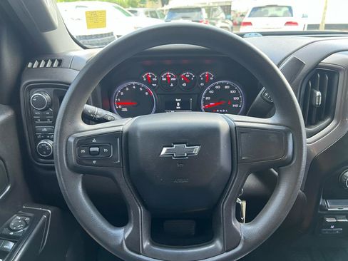 Used 2019 Chevrolet Silverado 1500 Custom Trail Boss w/ Custom Convenience Package image 19