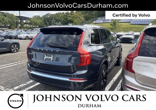 Used 2024 Volvo XC90 B6 Plus AWD/4WD image 3
