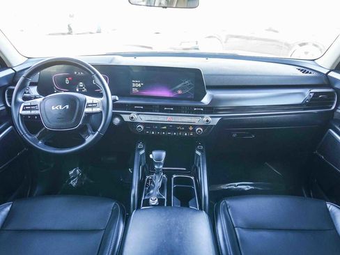 Used 2023 Kia Telluride S image 12