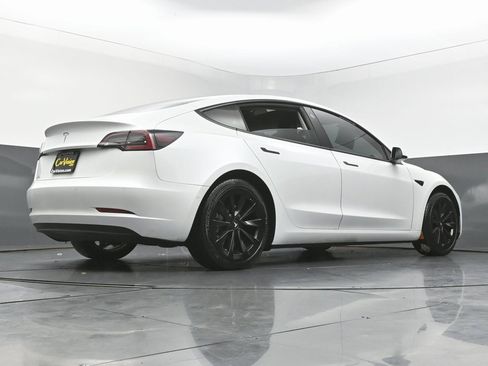 Used 2021 Tesla Model 3 Standard Range Plus image 49