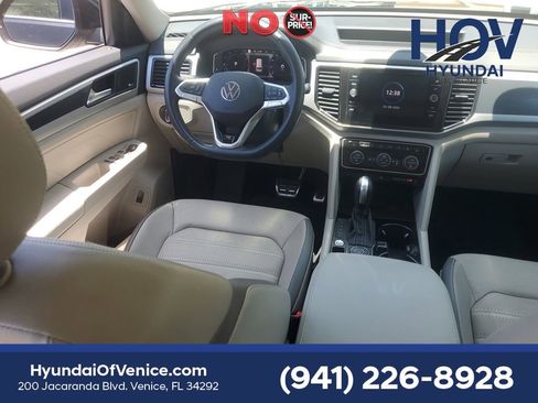 Used 2023 Volkswagen Atlas SEL Premium AWD/4WD image 20