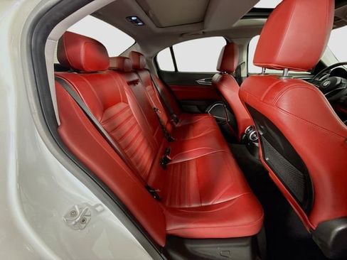 Used 2018 Alfa Romeo Giulia Ti Sport w/ Quick Order Package 22U Sport RWD image 27