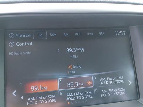 Used 2019 Nissan Pathfinder S image 13